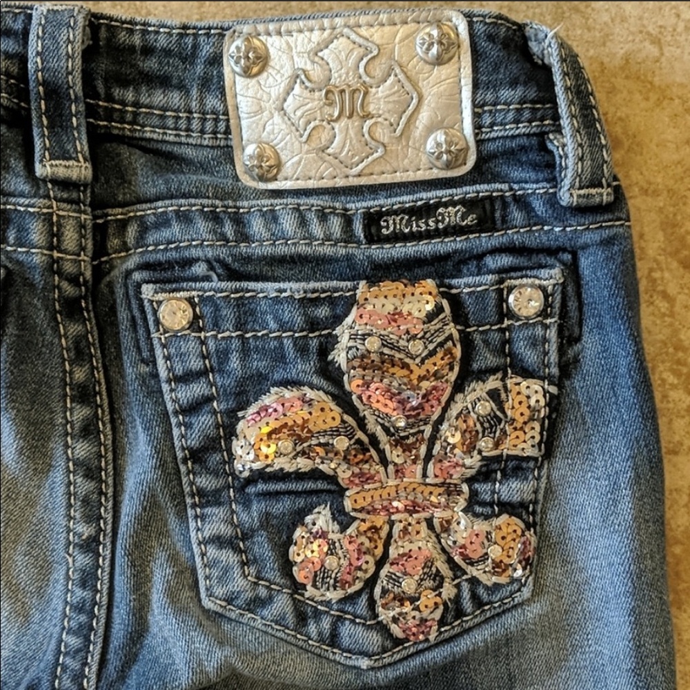 MISS ME skinny jeans bling Fleur de lis Buckle 14